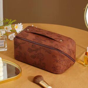 NEW Flower Pattern Leather Cosmetic Bag